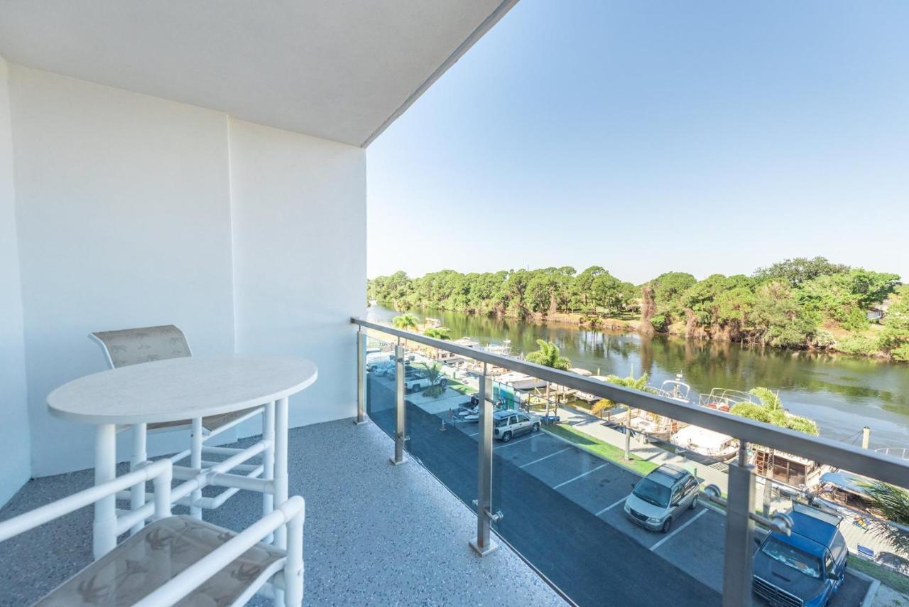 Cape Crossing Resort & Marina Merritt Island Luaran gambar